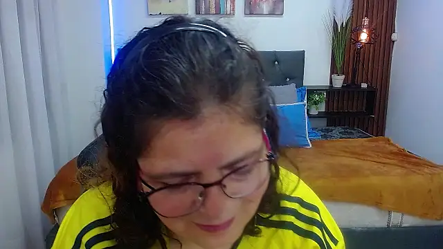 Linda banks  online show from September 10, 1:38 am