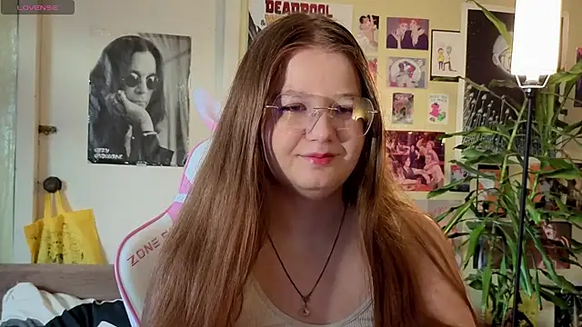 Sienna-Cow online show from October 18, 12:17 pm