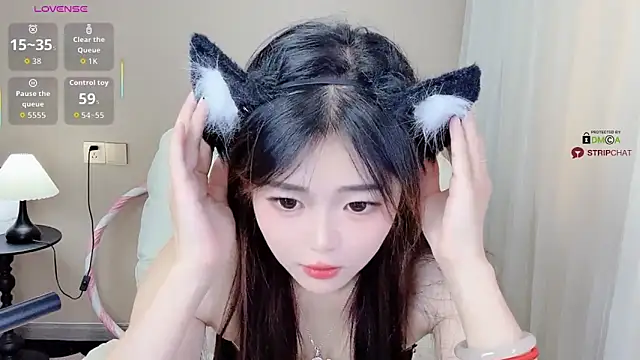 Snapshot of CeeKie chatting on September 24, 2:26 am CeeKie online show from September 24, 2:26 am