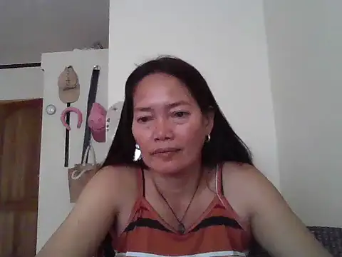 Snapshot of Asianwild_matured4uxx chatting on November 15, 6:22 am Asianwild matured4uxx online show from November 15, 6:22 am