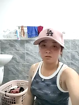 asian 2k online show from October 9, 3:26 am