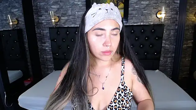 Snapshot of _ManuVeelez chatting on October 29, 4:37 am ManuVeelez online show from October 29, 4:37 am