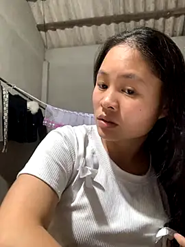 NhuFox online show from October 5, 1:09 pm