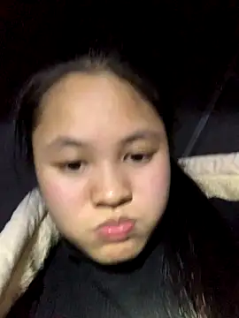 NhuFox online show from November 3, 1:45 pm