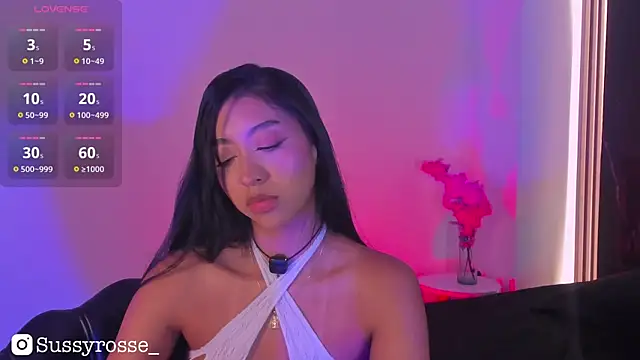 Snapshot of Sussyrosse_ chatting on September 9, 10:53 pm Sussyrosse online show from September 9, 10:53 pm