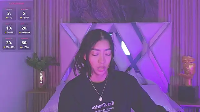 Snapshot of Sussyrosse_ chatting on November 20, 9:14 pm Sussyrosse online show from November 20, 9:14 pm