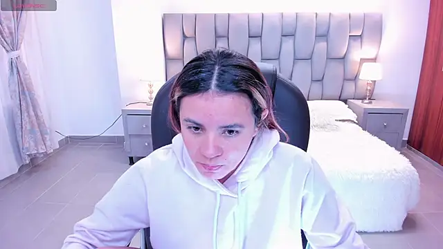 Celestee rain online show from December 2, 12:32 pm