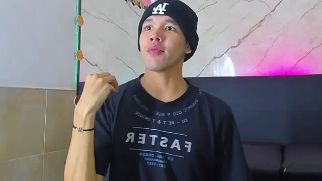 jeremytonner online show from September 30, 6:24 pm