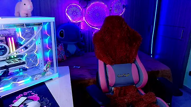 Allison GAMERS online show from September 23, 9:40 pm