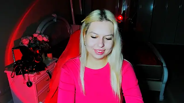 ChloeRicc online show from October 29, 4:26 am