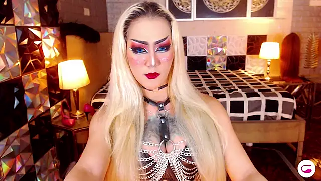 HorseCockDivine online show from November 16, 8:20 am