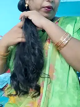 yelmaji91 online show from October 18, 5:43 am