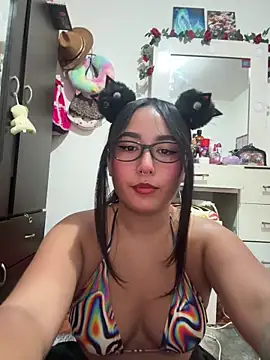 Snapshot of saranghae_ chatting on November 2, 9:06 pm saranghae online show from November 2, 9:06 pm