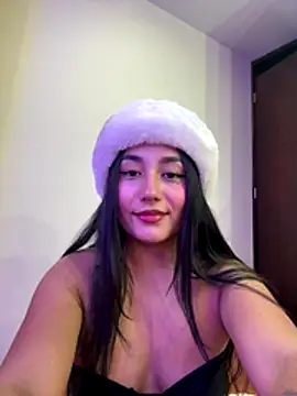 Snapshot of saranghae_ chatting on December 18, 1:55 am saranghae online show from December 18, 1:55 am