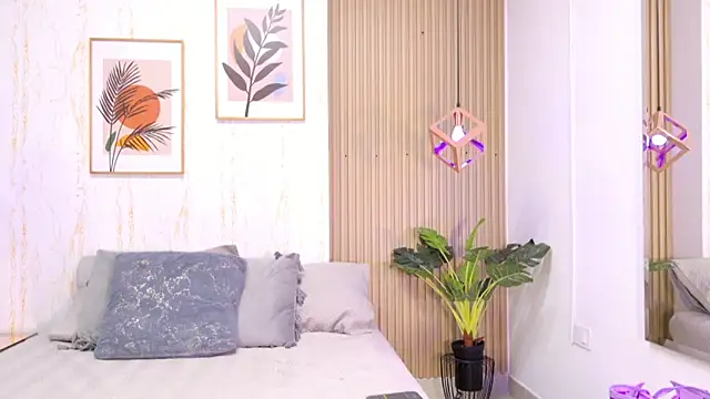 Ayleen Dunkan online show from September 13, 11:54 am