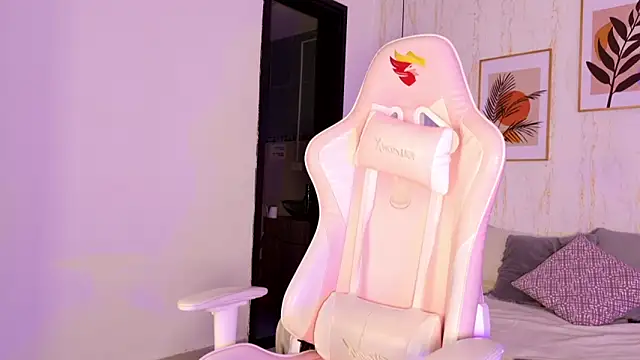 Ayleen Dunkan online show from October 1, 12:33 pm