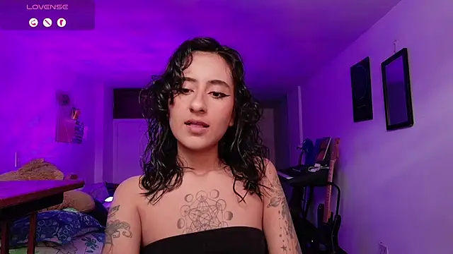 atenea dragon   online show from November 30, 8:46 pm