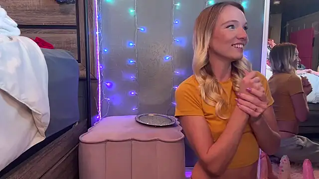 ajmiller25 online show from November 3, 8:10 pm