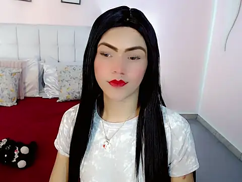 nathalialoes1 online show from October 18, 7:20 am