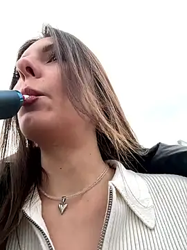 kittyCarrol online show from September 22, 10:28 am