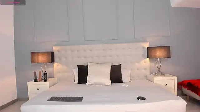 KellyRooss online show from November 14, 12:37 pm