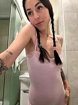 SakuraSara online show from November 9, 3:10 pm