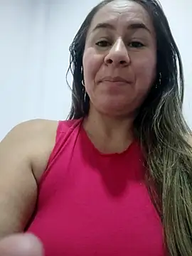 Snapshot of Nala1986 chatting on September 9, 2:00 am Nala1986 online show from September 9, 2:00 am