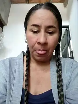 Snapshot of Nala1986 chatting on September 25, 1:59 pm Nala1986 online show from September 25, 1:59 pm