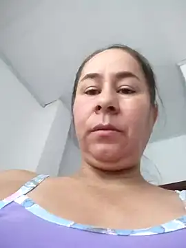 Snapshot of Nala1986 chatting on September 27, 2:22 pm Nala1986 online show from September 27, 2:22 pm