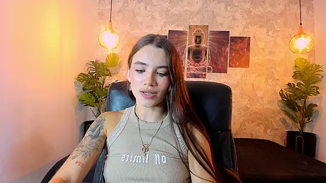 Snapshot of aitana_baker_ chatting on November 29, 8:01 pm aitana baker online show from November 29, 8:01 pm