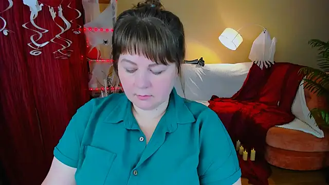 CrystaalStaar online show from October 26, 9:26 am