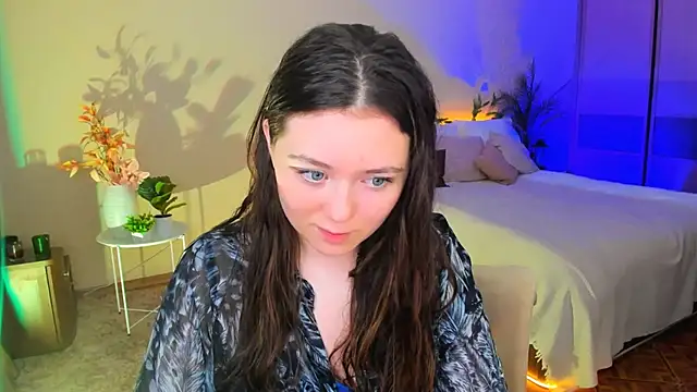 Snapshot of AlluringLookk chatting on November 29, 9:34 am AlluringLookk online show from November 29, 9:34 am