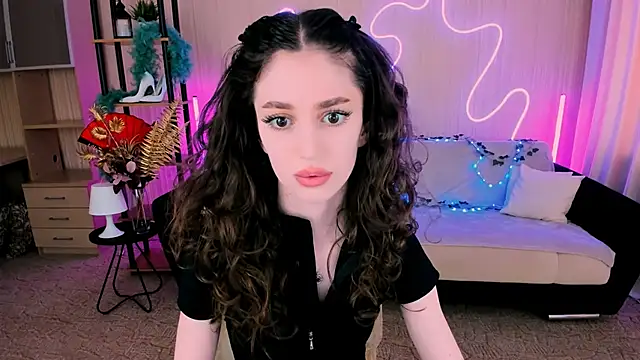 Snapshot of ChristinaConteeree chatting on September 14, 11:20 am ChristinaConteeree online show from September 14, 11:20 am