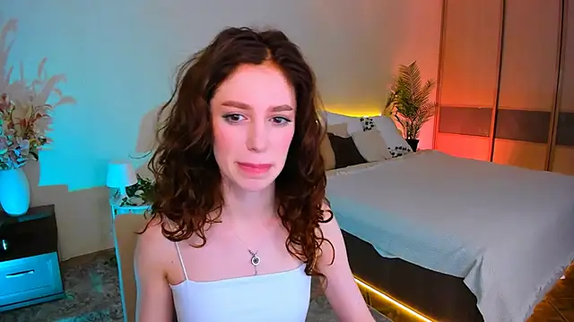 Snapshot of ChristinaConteeree chatting on October 4, 11:19 am ChristinaConteeree online show from October 4, 11:19 am