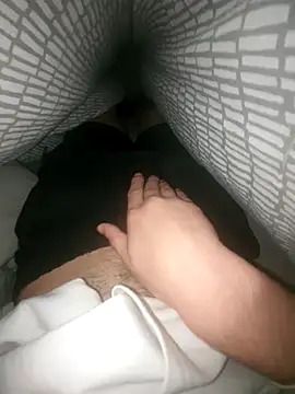 Snapshot of Hornyhrony chatting on September 27, 2:16 am Hornyhrony online show from September 27, 2:16 am