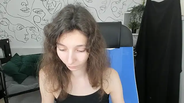 EmmanuellBrown online show from September 17, 10:06 am