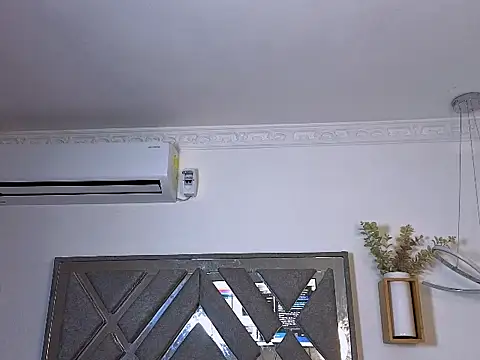 Venus velvett online show from December 2, 6:41 am