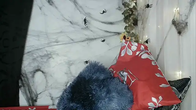 angelainparis28 online show from October 13, 5:18 am