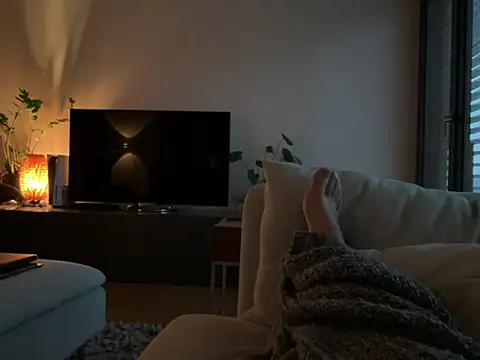 german9inch online show from February 9, 6:54 am