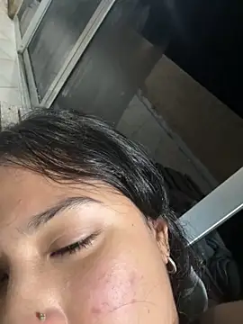 lynn9000 online show from October 7, 4:53 am