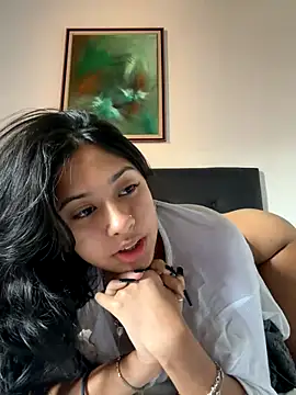 lynn9000 online show from December 13, 8:25 pm