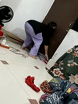 Snapshot of hiddennisha chatting on October 18, 1:56 pm hiddennisha online show from October 18, 1:56 pm