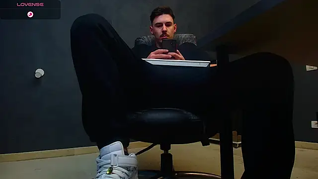 EnzoRace online show from October 2, 5:03 am