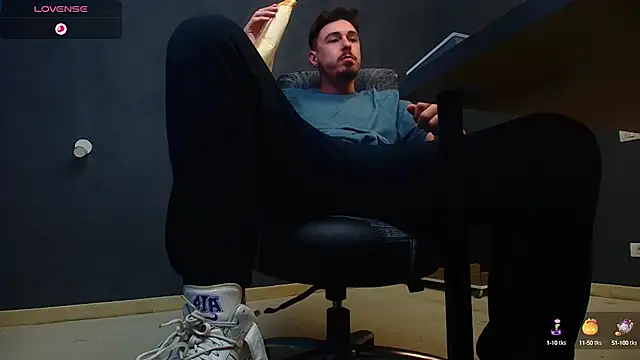 EnzoRace online show from October 3, 5:04 am