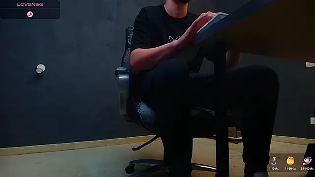 EnzoRace online show from October 7, 4:42 am