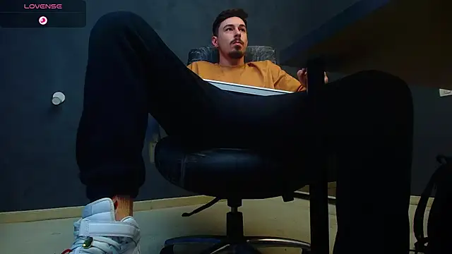 EnzoRace online show from October 9, 5:27 am