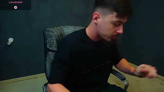 EnzoRace online show from November 16, 5:46 am