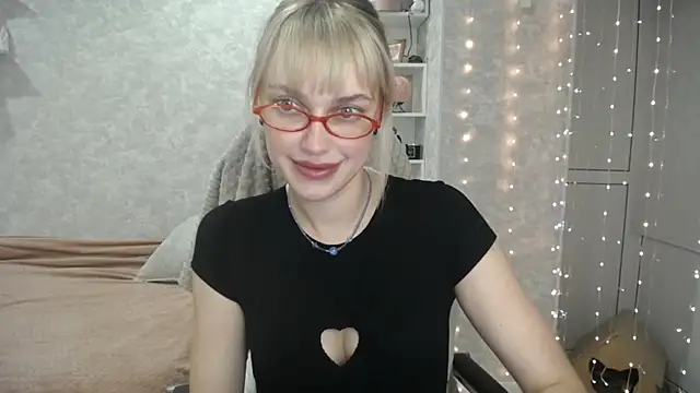 NickyAdamidi online show from September 15, 4:07 pm