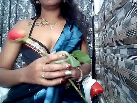 HOT AARVI11 online show from October 19, 5:13 pm