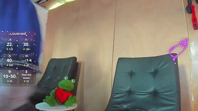 Snapshot of spicy_adonhis chatting on October 3, 12:35 pm spicy adonhis online show from October 3, 12:35 pm